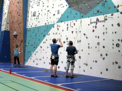 Escalade – Image 5
