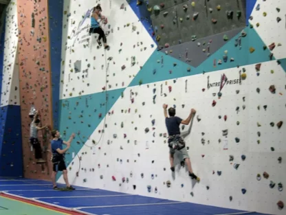 Escalade – Image 4