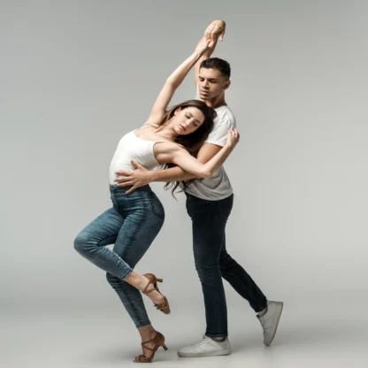 Rock, salsa, bachata, lindy hop, adultes